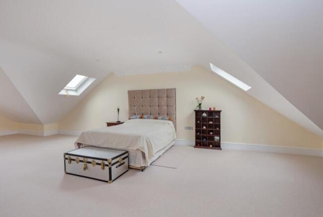 67 Wycombe Road 3...