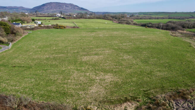 Land South of Twmpath Bach