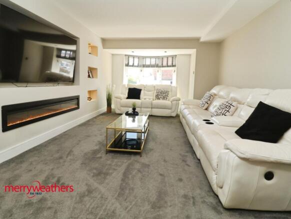 3 bed Detached for sale Image 8