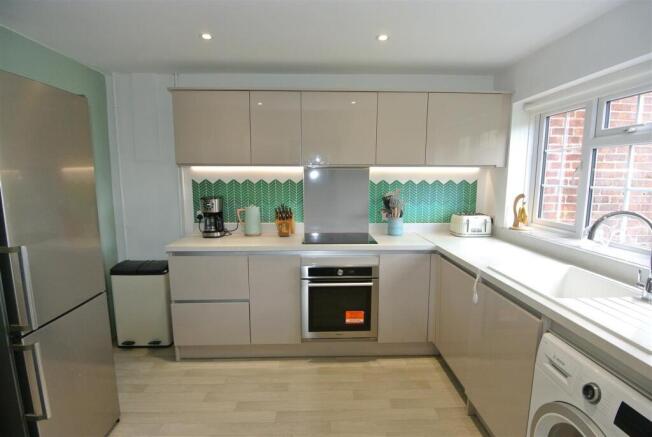Kitchen.JPG