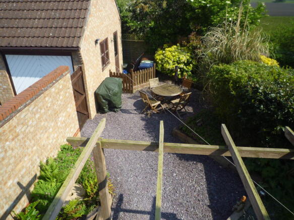 Photo 12