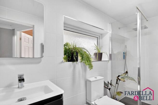3 bed Detached for sale Image 4
