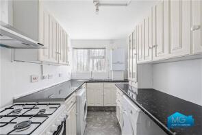 3, Chesnut Row, Nether Street, Ballards Lane To Dollis Road, London N3 1JG