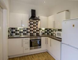 First Floor Flat, 2, The Triangle, Bournemouth BH2 5RY