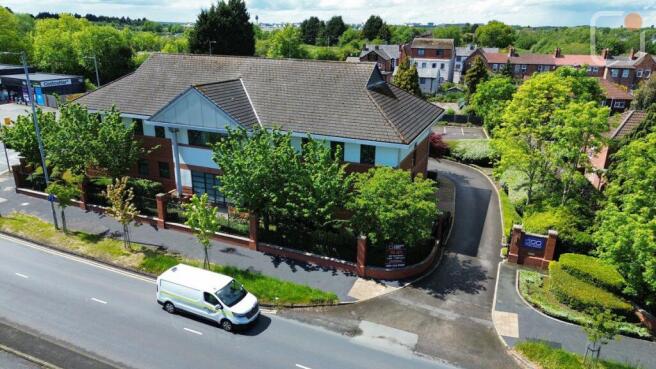 500 Styal Road, Car Park Entrance