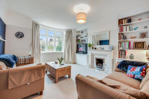 27, Longstomps Avenue, Chelmsford CM2 9BY