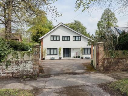 Hinton Wood Avenue, Highcliffe On Sea, Christchurch, Dorset, BH23