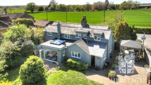 Attadale, Gestingthorpe Road, Halstead CO9 2SJ