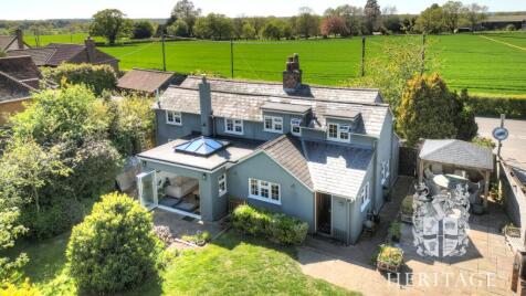 Gestingthorpe Road, Little Maplestead, Halstead, Essex, CO9