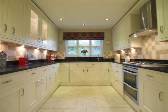 Kitchen/Breakfast Room