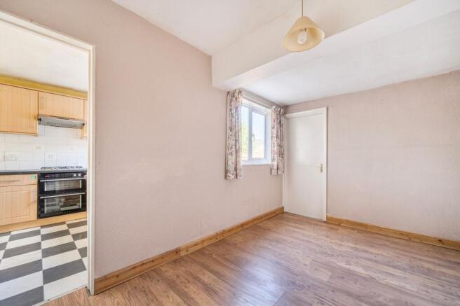 Fernhill Road, Farnborough, GU14 photo 4