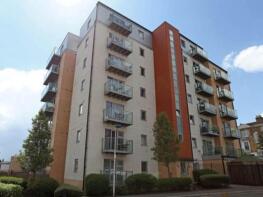 20, Marquess Heights, Queen Mary Avenue, South Woodford, London E18 2FS