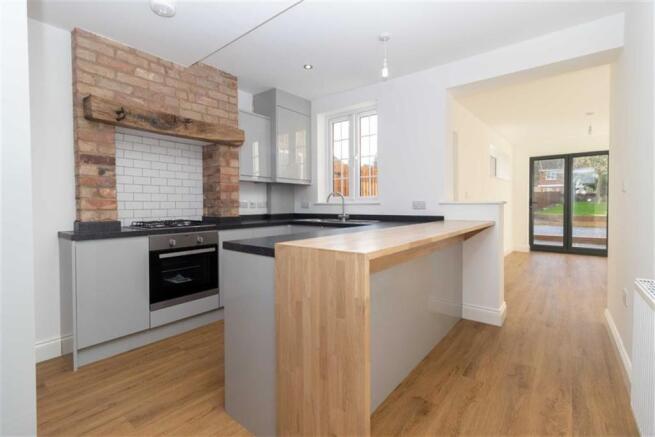 KITCHEN TO REAR RECEPTION