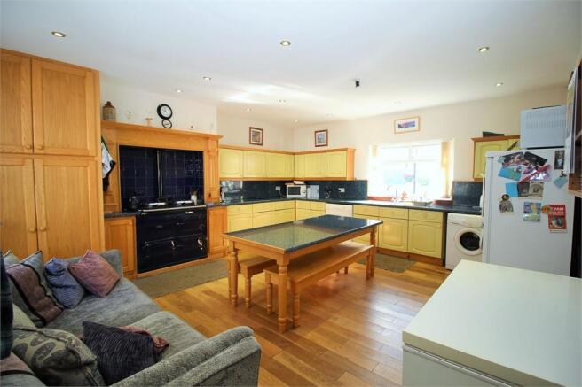 Dining Kitchen