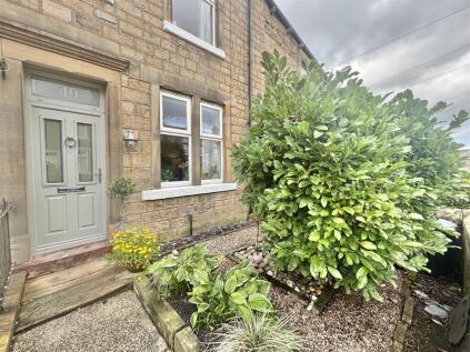 Queen Street, Hadfield, Glossop