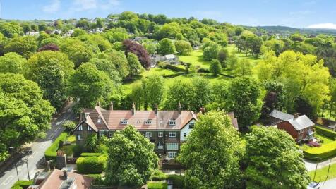 Buckstone Drive, Rawdon, Leeds