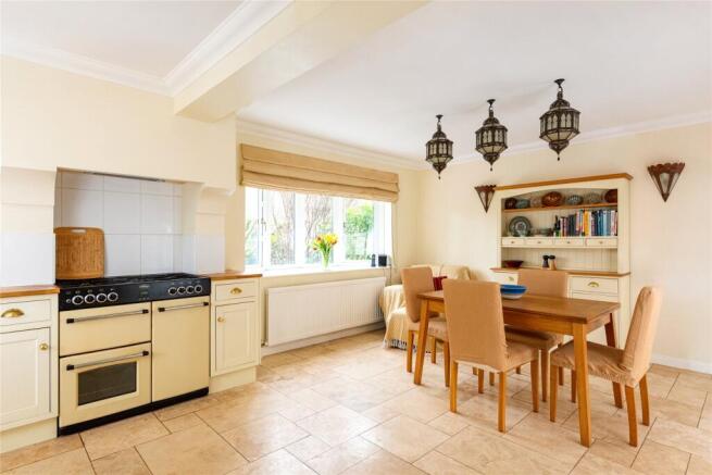 Kitchen/Breakfast