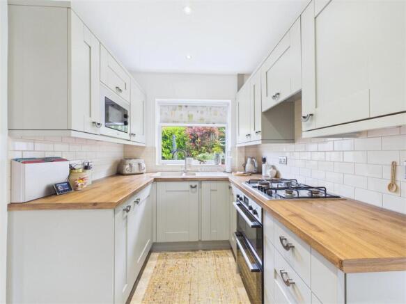 3 bed Detached for sale Image 5