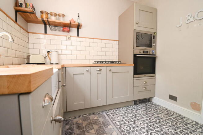 3 bed Semi-Detached for sale Image 9