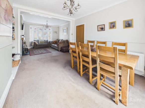 4 bed Semi-Detached for sale Image 6