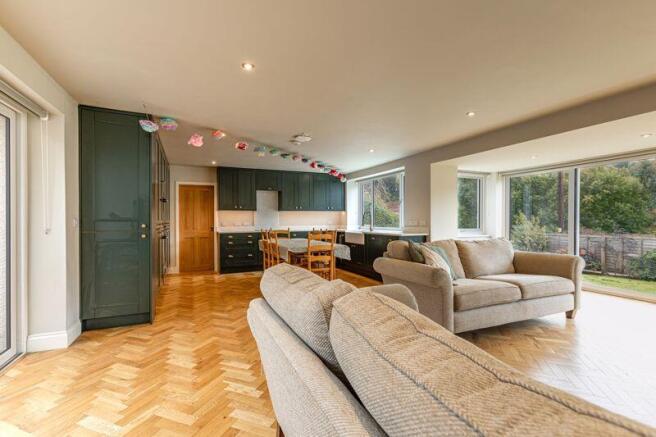 Sitting Area to Dining Kitchen Area