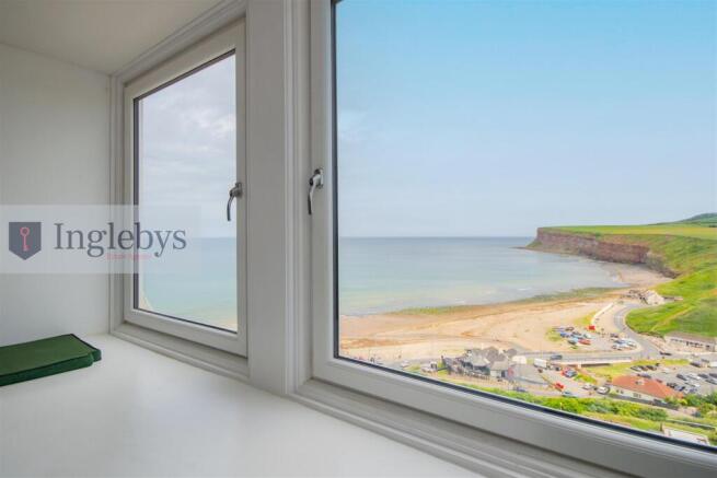 3 bed Apartment for sale Image 7