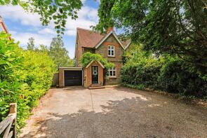 Hazelwick, Borde Hill Lane, Haywards Heath RH16 1XP