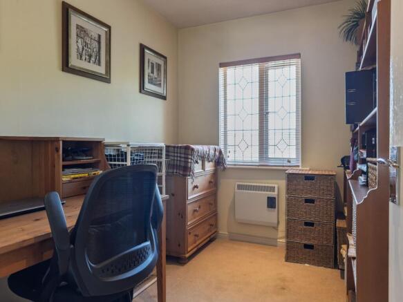 2 bed Apartment for sale Image 10
