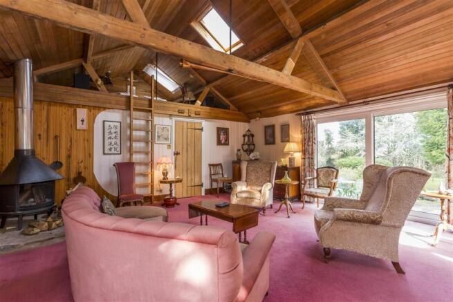 SITTING ROOM