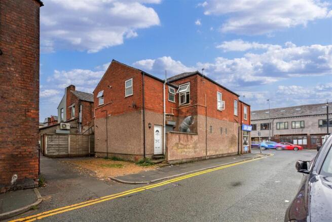laundrette 20 leigh rd leigh-13.jpg