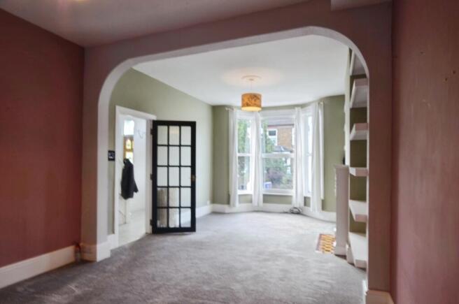 Lounge/Dining Room