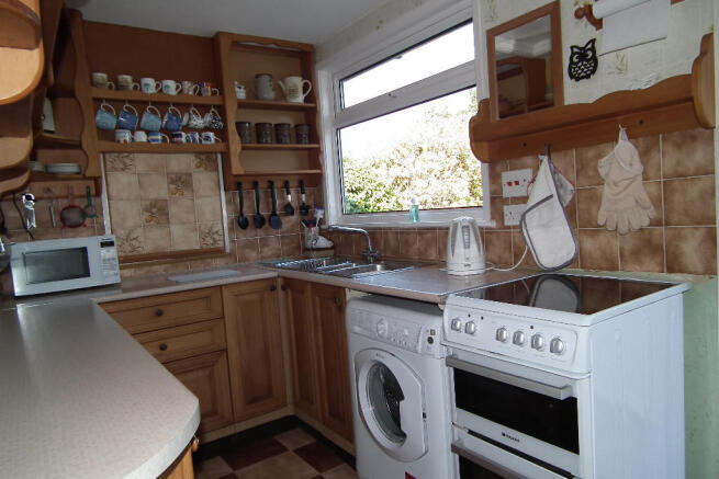 Photo 6