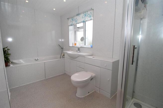 HOUSE BATHROOM/W.C