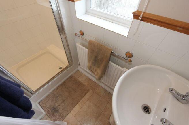 EN SUITE SHOWER