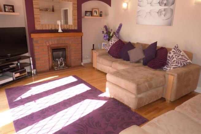 LIVING ROOM 2
