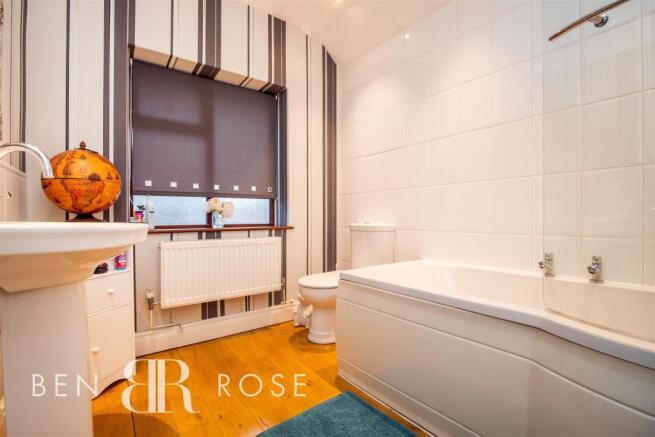 2nd Family Bathroom