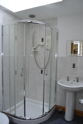 Annexe Shower Roo...