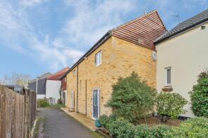 14, Fidler Place, Bushey WD23 4UF