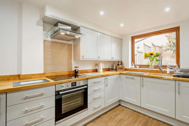 8699158-interior08-800.jpg