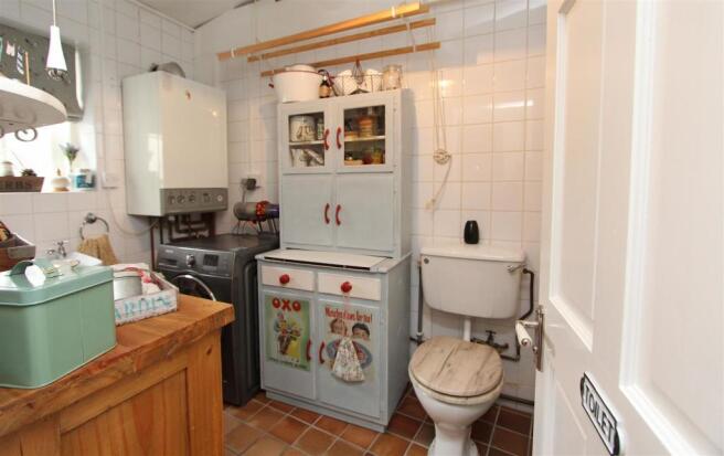 Downstairs WC & Laundry Room.jpg