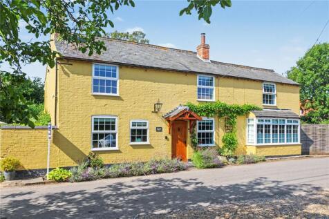 The Street, Brampton, Beccles, Suffolk, NR34