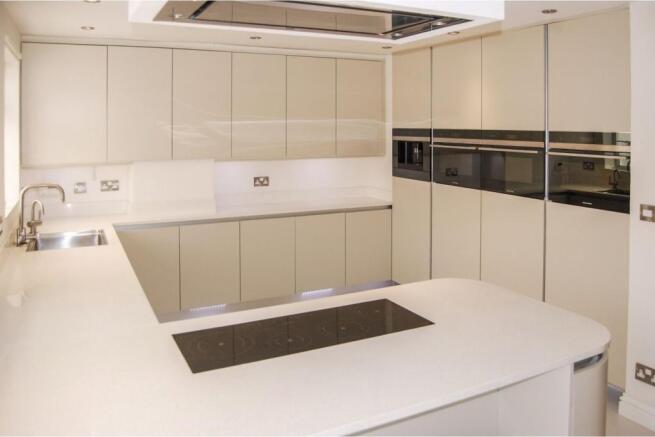 Kitchen/Breakfast