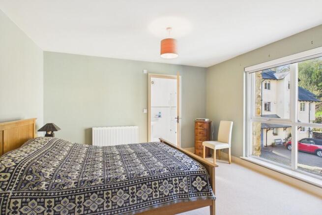 2 bed Apartment for sale Image 10