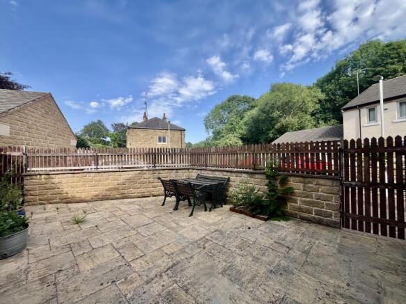 2 bed House to rent Image 8