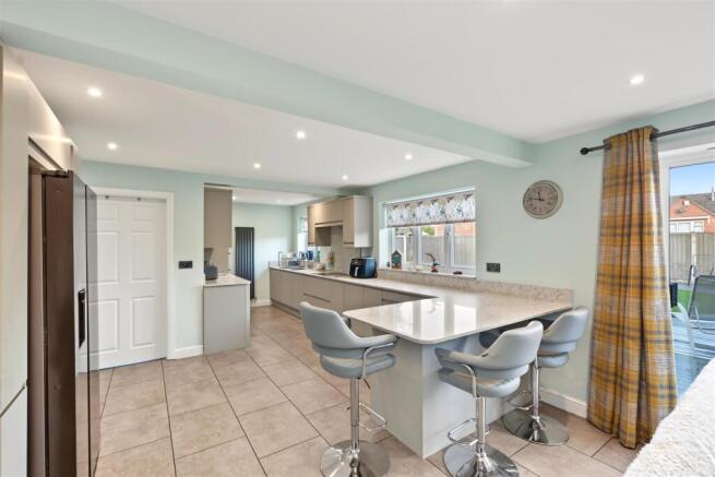 Kitchen Diner