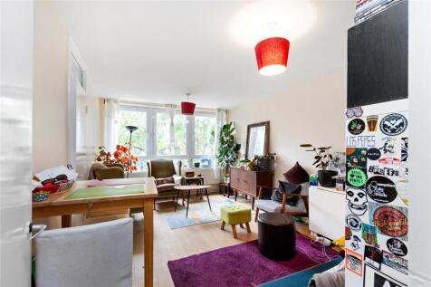 Reedham Close, London, N17