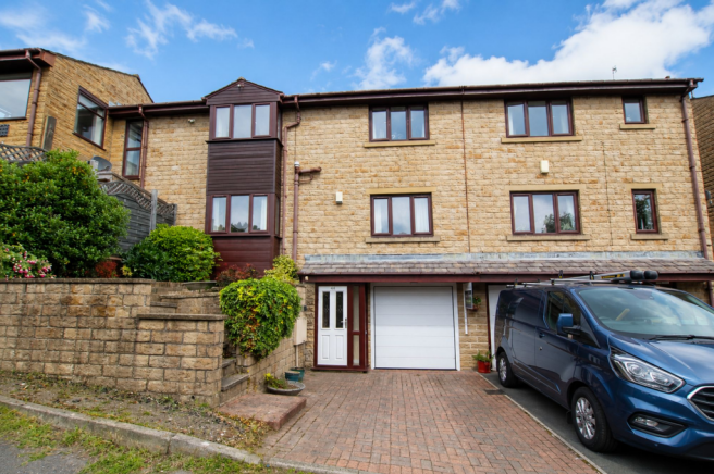 2 bed Apartment for sale in todmorden