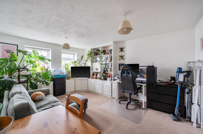 1434494-7-69c6795...