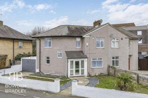 137, Lichfield Road, Dagenham RM8 2AX