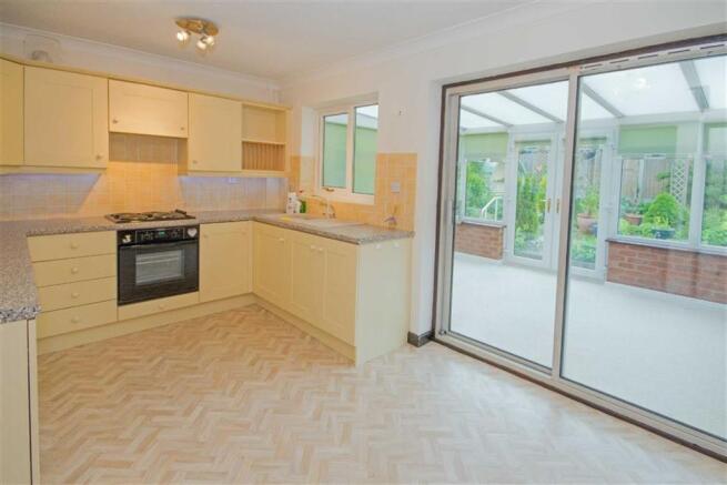 KITCHEN DINER